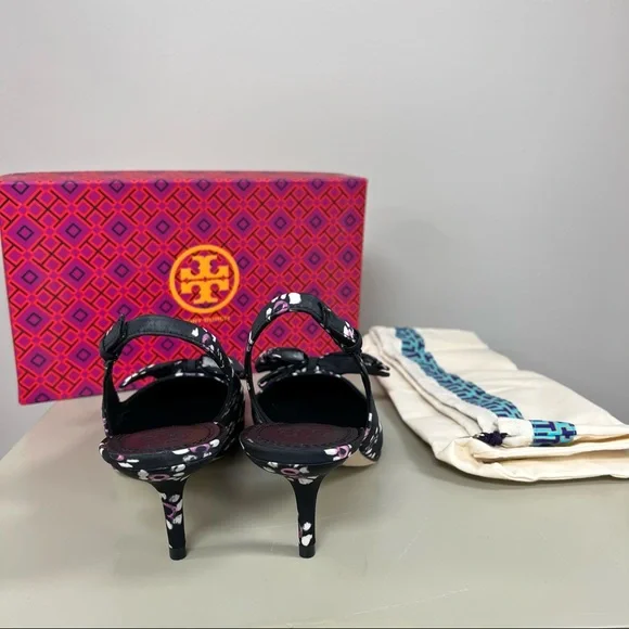Tory Burch Rosalind Floral Print Pump - Picture 4 of 10